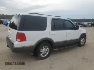 2004 Ford Expedition XLT with VIN 1FMPU16W84LA94570, listed as a Copart auction lot 70442774 with 254,932 mi miles and Salvage Title. Bid and sale history available at carsss.com. Image 3.