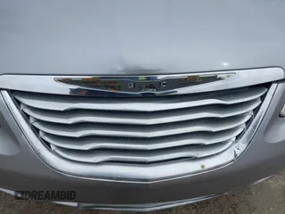 2014 Chrysler 200 LX with VIN 1C3CCBAB5EN211113, listed as a IAAI auction lot 41948163 with 143,355 mi miles and . Bid and sale history available at carsss.com. Image 13.
