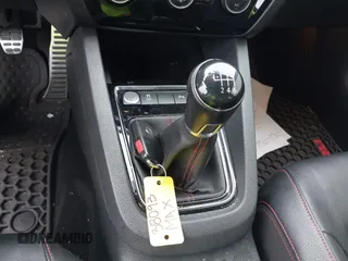 2017 Volkswagen Jetta GLI с VIN 3VW5T7AJ5HM333393, выставлен на аукционе IAAI как лот 42148596 с пробегом 185 261 миль миль и . История ставок и продаж доступна на DreamBid. Изображение 11.