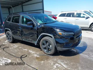 2019 Jeep Cherokee Latitude Plus with VIN 1C4PJMLB1KD465933, listed as a IAAI auction lot 42624557 with 68,045 mi miles and . Bid and sale history available at DreamBid. Image 1.