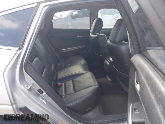 2013 Honda Crosstour EX-L z VIN 5J6TF3H55DL005254, wystawiony jako IAAI lot #41758954 z przebiegiem 207 830 mil mil oraz . Historia ofert i sprzedaży dostępna na DreamBid. Obrazek 8.