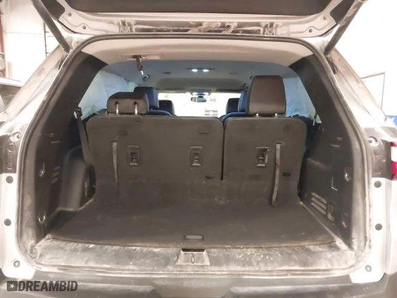 2020 Chevrolet Traverse LT Leather with VIN 1GNEVHKW6LJ273022, listed as a IAAI auction lot 41384946 with 87,535 mi miles. Bid and sale history available at carsss.com. Image 18.