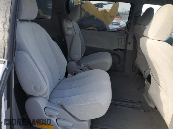 2011 Toyota Sienna LE AAS with VIN 5TDKK3DC9BS029733, listed as a Copart auction lot 43717115 with 178,032 mi miles and Salvage Title. Bid and sale history available at carsss.com. Image 11.