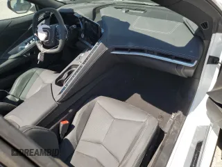 2025 Chevrolet Corvette 1LT with VIN 1G1YA3D41S5109063, listed as a Copart auction lot 53582085 with 686 mi miles and Salvage title. Bid and sale history available at DreamBid. Image 8.