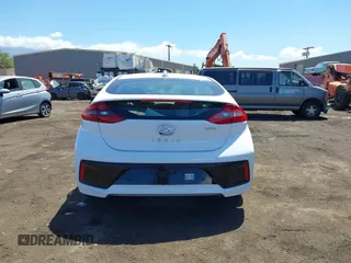 2019 Hyundai Ioniq Limited z VIN KMHC05LC0KU121182, wystawiony jako IAAI lot #41799177 z przebiegiem 51 945 mil mil oraz . Historia ofert i sprzedaży dostępna na DreamBid. Obrazek 17.