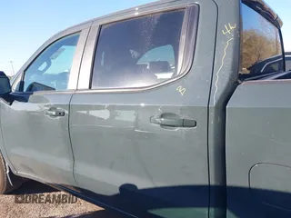 2025 Chevrolet Silverado 1500 LT with VIN 3GCPACED0SG198246, listed as a IAAI auction lot 41823971 with 10,660 mi miles. Bid and sale history available at carsss.com. Image 14.