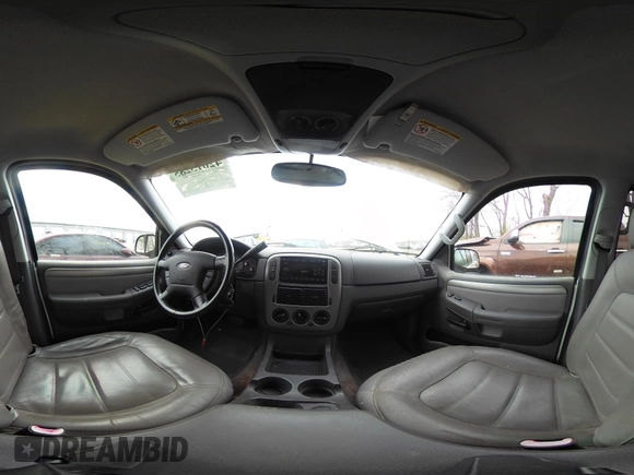 2004 Ford Explorer XLT с VIN 1FMZU73K44UC29003, выставлен на аукционе IAAI как лот 42015285 с пробегом 135 095 миль миль и . История ставок и продаж доступна на DreamBid. Изображение 18.