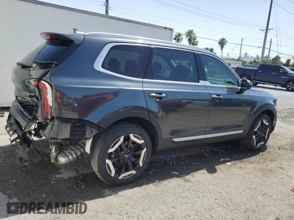 2024 Kia Telluride EX with VIN 5XYP34GC1RG552451, listed as a Copart auction lot 56739845 with 9,103 mi miles and Salvage title. Bid and sale history available at DreamBid. Image 3.