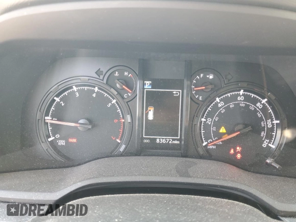 2022 Toyota 4Runner SR5 z VIN JTEMU5JR3N6023532, wystawiony jako Copart lot #63680825 z przebiegiem 83 672 mil mil oraz Szkoda całkowita • Salvage title. Historia ofert i sprzedaży dostępna na DreamBid. Obrazek 9.