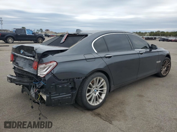2012 BMW 7 Series 750Li xDrive с VIN WBAKC8C58CC437282, выставлен на аукционе Copart как лот 53988995 с пробегом 68 003 миль миль и На запчасти • Non repairable. История ставок и продаж доступна на DreamBid. Изображение 3.