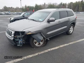 2011 Jeep Grand Cherokee 70th Anniversary with VIN 1J4RR4GG0BC608829, listed as a IAAI auction lot 41960876 with 231,714 mi miles. Bid and sale history available at carsss.com. Image 17.