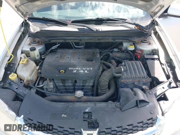 2012 Dodge Avenger SXT with VIN 1C3CDZCB4CN272422, listed as a IAAI auction lot 42122832 with 160,331 mi miles and . Bid and sale history available at carsss.com. Image 10.