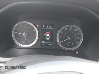 2019 Hyundai Sonata SEL with VIN 5NPE34AF3KH798085, listed as a IAAI auction lot 41822172 with 71,189 mi miles and . Bid and sale history available at DreamBid. Image 7.