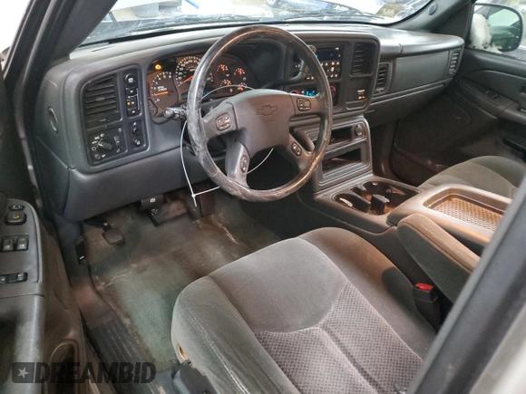 2004 Chevrolet Silverado 1500 with VIN 1GCEK19T14Z145388, listed as a Copart auction lot 44710815 with 204,466 mi miles and Clean Title. Bid and sale history available at DreamBid. Image 8.