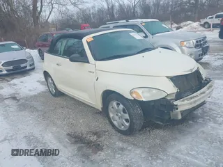 2005 Chrysler PT Cruiser with VIN 3C3EY45X15T577761, listed as a IAAI auction lot 41379712 with 133,515 mi miles. Bid and sale history available at carsss.com. Image 1.