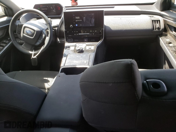 2023 Subaru Solterra Premium с VIN JTMABABA5PA027256, выставлен на аукционе Copart как лот 55825145 с пробегом 16 642 миль миль и На запчасти • Non repairable. История ставок и продаж доступна на DreamBid. Изображение 8.