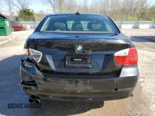 2006 BMW 3 Series 330xi with VIN WBAVD33596KL52250, listed as a Copart auction lot 52297035 with 212,482 mi miles and Non Repairable. Bid and sale history available at carsss.com. Image 6.