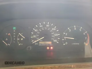 1999 Toyota Camry LE z VIN 4T1BG22K3XU392937, wystawiony jako Copart lot #57371225 z przebiegiem 187 793 mil mil oraz Szkoda całkowita • Salvage title. Historia ofert i sprzedaży dostępna na DreamBid. Obrazek 9.