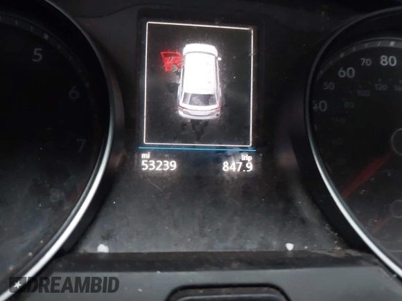 2020 Volkswagen Atlas SE with VIN 1V21E2CA8LC209865, listed as a IAAI auction lot 41245990 with 53,239 mi miles and . Bid and sale history available at DreamBid. Image 7.