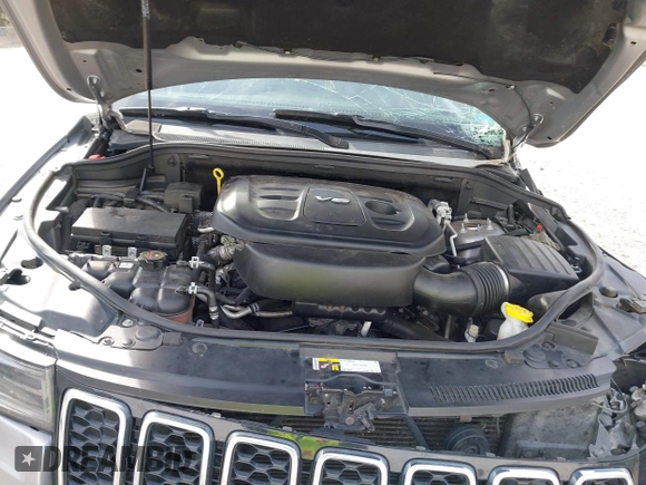 2017 Jeep Grand Cherokee Limited with VIN 1C4RJEBG5HC867724, listed as a IAAI auction lot 41749355 with 138,255 mi miles. Bid and sale history available at carsss.com. Image 10.