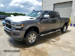 2019 Ram 2500 Laramie z VIN 3C6UR5NL0KG702140, wystawiony jako Copart lot #52513015 z przebiegiem 63 525 mil mil oraz Szkody całkowita. Historia ofert i sprzedaży dostępna na DreamBid. Obrazek 1.