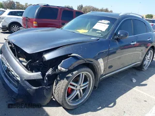 2009 Infiniti FX with VIN JNRAS18U69M102629, listed as a IAAI auction lot 42152789 with 188,718 mi miles. Bid and sale history available at carsss.com. Image 2.