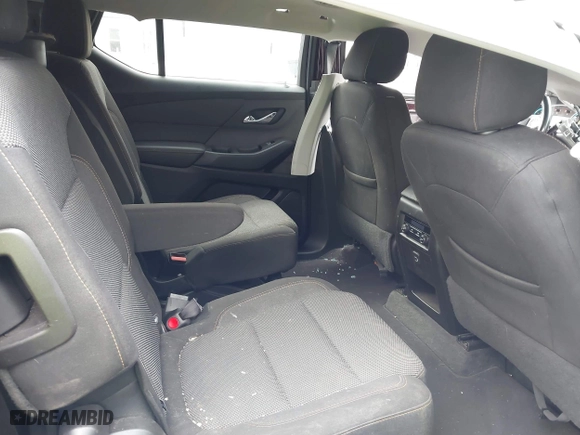 2019 Chevrolet Traverse LT Cloth with VIN 1GNERGKW3KJ155278, listed as a IAAI auction lot 41888103 with 85,575 mi miles. Bid and sale history available at carsss.com. Image 8.