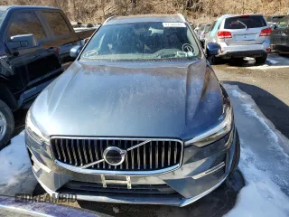 2022 Volvo XC60 Inscription z VIN YV4062RL3N1951394, wystawiony jako Copart lot #47100445 z przebiegiem 26 458 mil mil oraz Szkoda całkowita • Salvage title. Historia ofert i sprzedaży dostępna na DreamBid. Obrazek 5.
