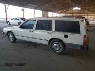 1986 Volvo 740 with VIN YV1FX8855G1054655, listed as a Copart auction lot 85474964 with 613,550 mi miles and Clean Title. Bid and sale history available at carsss.com. Image 2.