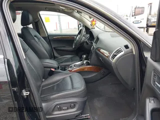 2012 Audi Q5 3.2L Premium Plus with VIN WA1DKAFP2CA040692, listed as a IAAI auction lot 42103532 with 177,382 mi miles. Bid and sale history available at carsss.com. Image 5.