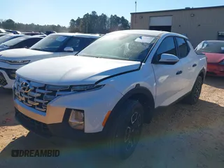 2023 Hyundai Santa Cruz SEL z VIN 5NTJB4AE7PH043443, wystawiony jako IAAI lot #41040006 z przebiegiem 43 504 mil mil oraz . Historia ofert i sprzedaży dostępna na DreamBid. Obrazek 17.