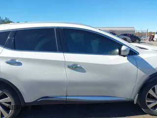 2020 Nissan Murano SL z VIN 5N1AZ2CJ9LN130579, wystawiony jako IAAI lot #41044073 z przebiegiem 74 981 mil mil oraz . Historia ofert i sprzedaży dostępna na DreamBid. Obrazek 13.