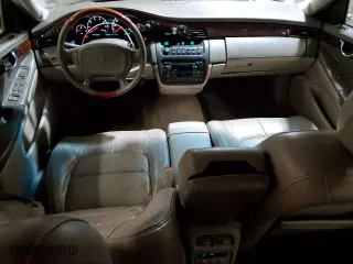 2000 Cadillac DeVille DHS with VIN 1G6KE57Y2YU193102, listed as a Copart auction lot 55532594 with 132,197 mi miles and Salvage Title. Bid and sale history available at carsss.com. Image 8.