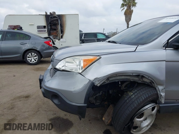 2007 Honda CR-V LX with VIN JHLRE38397C020722, listed as a IAAI auction lot 42100516 with 161,561 mi miles. Bid and sale history available at carsss.com. Image 6.