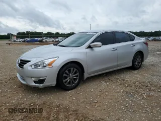 2015 Nissan Altima 2.5 with VIN 1N4AL3APXFN355106, listed as a Copart auction lot 60198105 with 152,192 mi miles and Salvage title. Bid and sale history available at DreamBid. Image 1.
