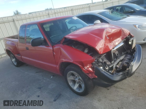 2003 GMC Sonoma SLS z VIN 1GTCS19X538165030, wystawiony jako Copart lot #81485724 z przebiegiem Nie podano mil oraz Szkoda całkowita • Salvage title. Historia ofert i sprzedaży dostępna na DreamBid. Obrazek 4.