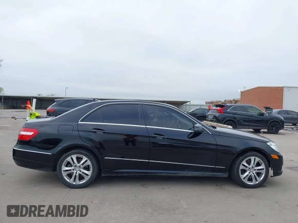 2011 Mercedes-Benz E 350 Luxury with VIN WDDHF2EB0BA323717, listed as a IAAI auction lot 41956889 with 128,957 mi miles and . Bid and sale history available at DreamBid. Image 13.