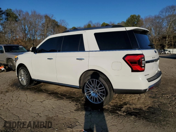 2024 Ford Expedition Limited with VIN 1FMJU1K85REA70624, listed as a Copart auction lot 87771685 with 0 mi miles and Non Repairable. Bid and sale history available at carsss.com. Image 2.