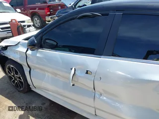 2024 Nissan Sentra SR z VIN 3N1AB8DV5RY286078, wystawiony jako IAAI lot #42254814 z przebiegiem 29 644 mil mil oraz . Historia ofert i sprzedaży dostępna na DreamBid. Obrazek 6.