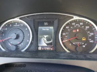 2015 Toyota Camry XLE with VIN 4T1BF1FK6FU901697, listed as a IAAI auction lot 41974098 with 121,817 mi miles. Bid and sale history available at carsss.com. Image 7.