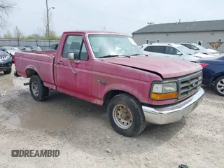 1994 Ford F-150 with VIN 1FTDF15YXRNA01001, listed as a IAAI auction lot 41994692 with 159,355 mi miles. Bid and sale history available at carsss.com. Image 1.