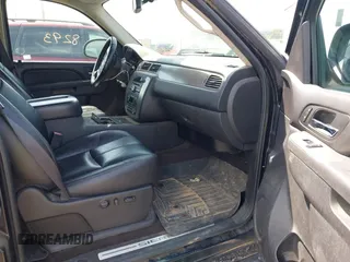 2010 GMC Sierra 1500 SLT with VIN 3GTRKWE39AG288413, listed as a IAAI auction lot 42778293 with 284,463 mi miles and . Bid and sale history available at DreamBid. Image 5.