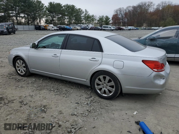 2005 Toyota Avalon XL with VIN 4T1BK36B95U046581, listed as a Copart auction lot 52516655 with 185,484 mi miles and Clean Title. Bid and sale history available at carsss.com. Image 2.
