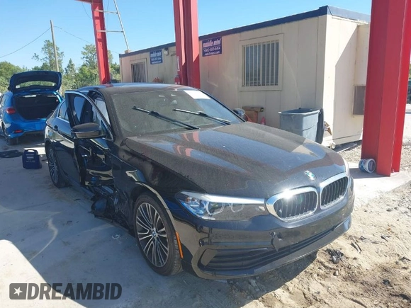 2019 BMW 5 Series 530i xDrive with VIN WBAJA7C54KWW19621, listed as a IAAI auction lot 41773506 with Not Provided miles. Bid and sale history available at carsss.com. Image 1.