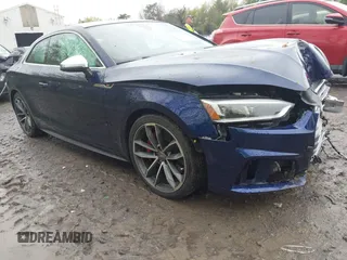 2018 Audi S5 Premium Plus z VIN WAUP4AF55JA074714, wystawiony jako IAAI lot #42198303 z przebiegiem 43 795 mil mil oraz . Historia ofert i sprzedaży dostępna na DreamBid. Obrazek 1.