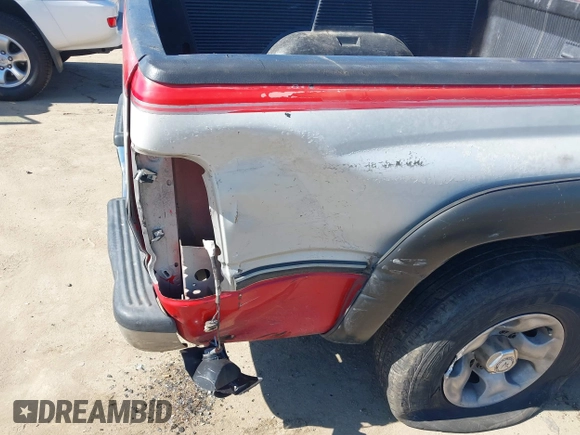 1996 Dodge Ram 2500 with VIN 3B7KC23Z5TM194094, listed as a IAAI auction lot 41540149 with 58,744 mi miles. Bid and sale history available at carsss.com. Image 20.