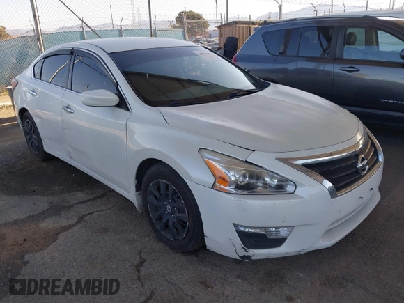 2015 Nissan Altima 2.5 S with VIN 1N4AL3AP6FC228428, listed as a IAAI auction lot 41966303 with 118,706 mi miles. Bid and sale history available at carsss.com. Image 1.