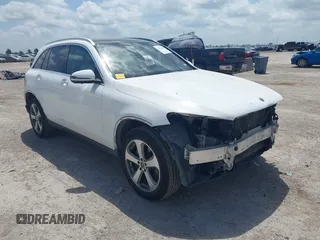 2019 Mercedes-Benz GLC 300 with VIN WDC0G4JB1KV177093, listed as a IAAI auction lot 42534124 with 87,351 mi miles and . Bid and sale history available at DreamBid. Image 1.