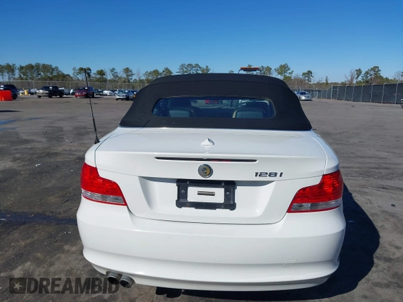 2008 BMW 1 Series 128i with VIN WBAUN13538VH79554, listed as a IAAI auction lot 41404844 with 101,489 mi miles and . Bid and sale history available at DreamBid. Image 16.