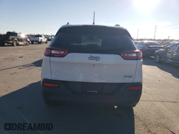 2016 Jeep Cherokee Latitude with VIN 1C4PJLCB1GW208034, listed as a Copart auction lot 45561445 with 139,307 mi miles and Salvage Title. Bid and sale history available at carsss.com. Image 6.